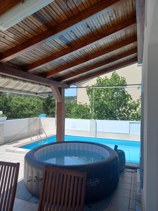 Vila Brig 108 - Private Swimming Pool And Jacuzzi 리예카 외부 사진